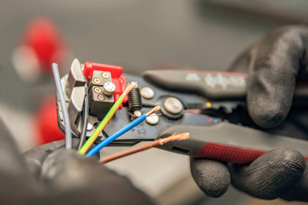 Best Affordable Electrician  in Bell, CA